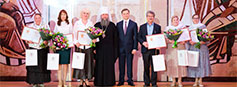 Награждение победителей всероссийских конкурсов «За нравственный подвиг учителя» и «Красота Божьего мира»