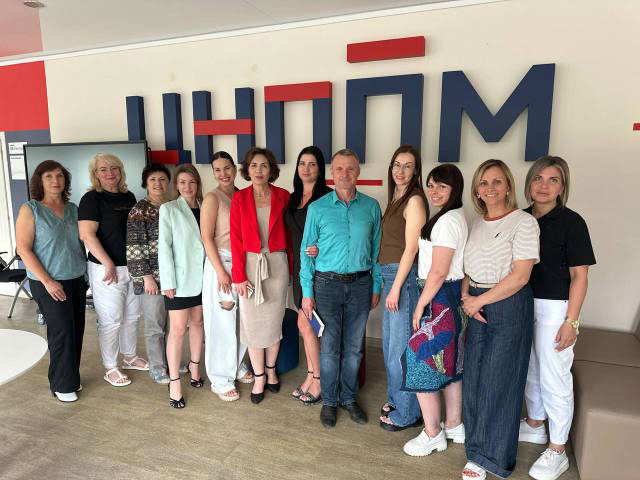 В РИРО завершились курсы повышения квалификации для риэлторов В РИРО завершились курсы повышения квалификации для риэлторов