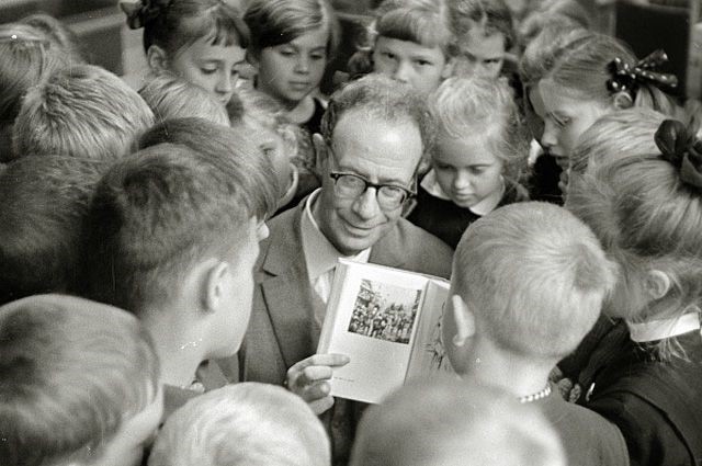 Путешествие в мир детской книги